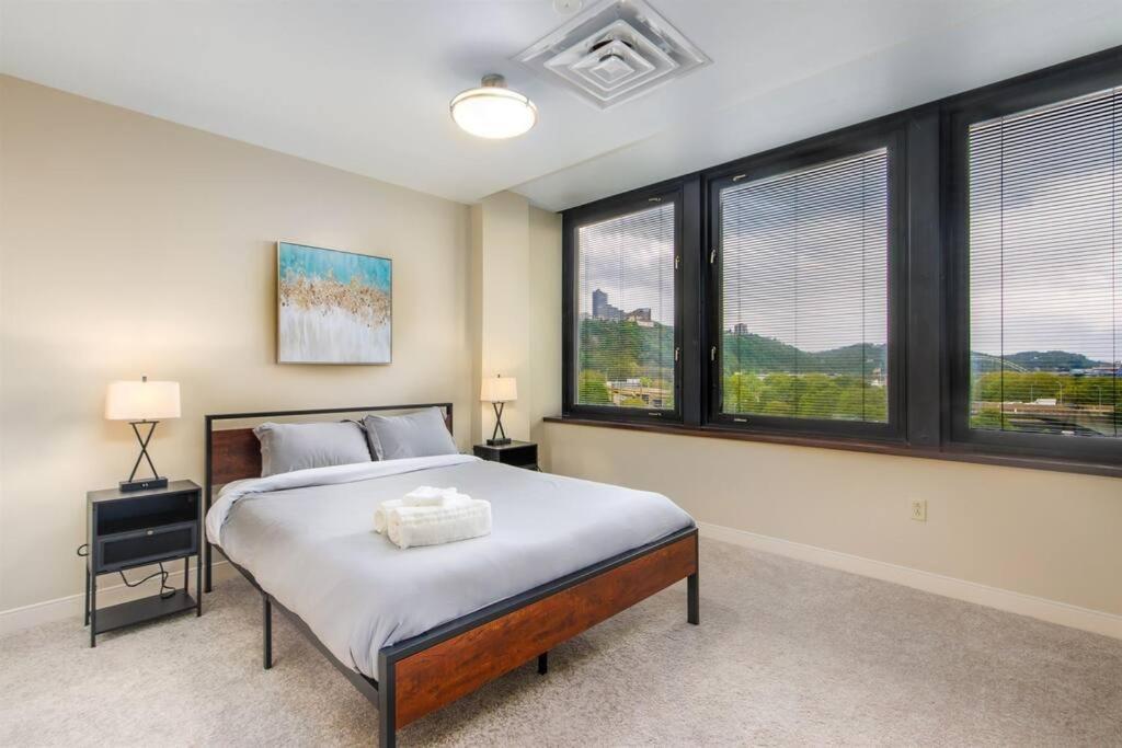 Sweeping Stadium Views Wonderfully Located 24-7 Parking Gym Lounge Pittsburgh Extérieur photo